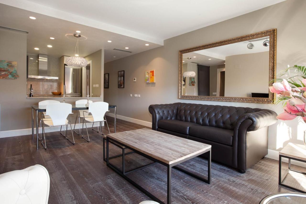 Calabria Luxury Lägenhet Barcelona Exteriör bild